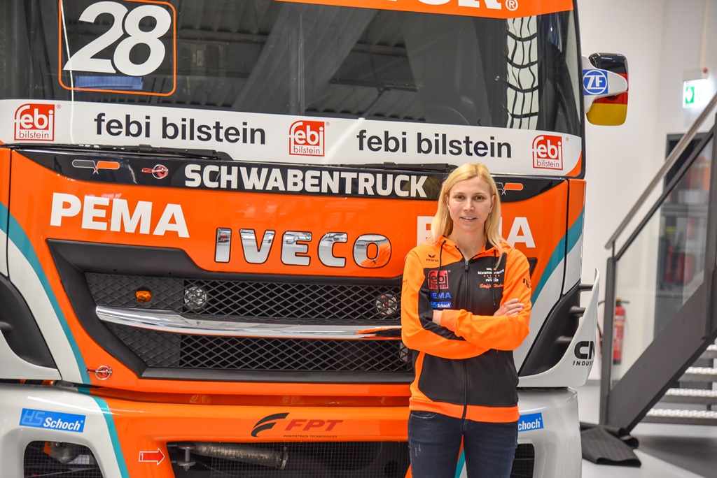 Neue Hauptfahrerin des Team Schwabentruck ist Steffi Halm.