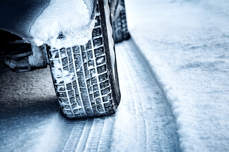 Bezbedna vožnja po snegu i ledu