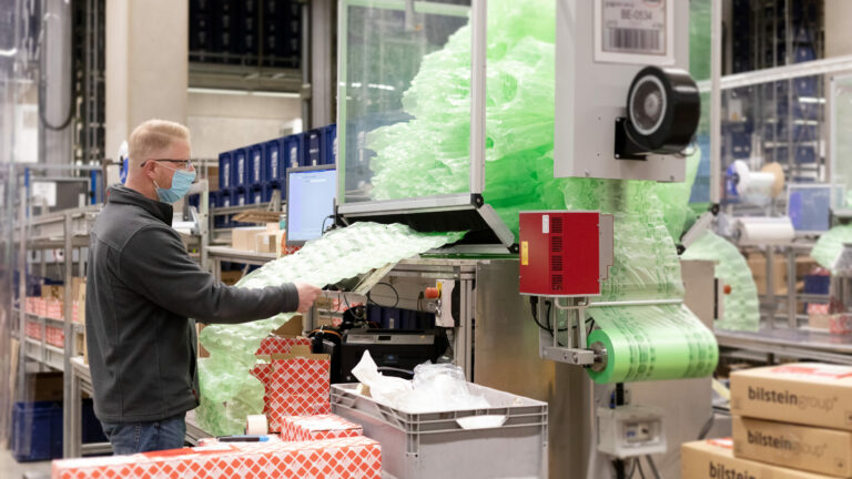 „Grüner Kunststoff“ in der Logistik – Damit Ersatzteile nachhaltig geschützt sind